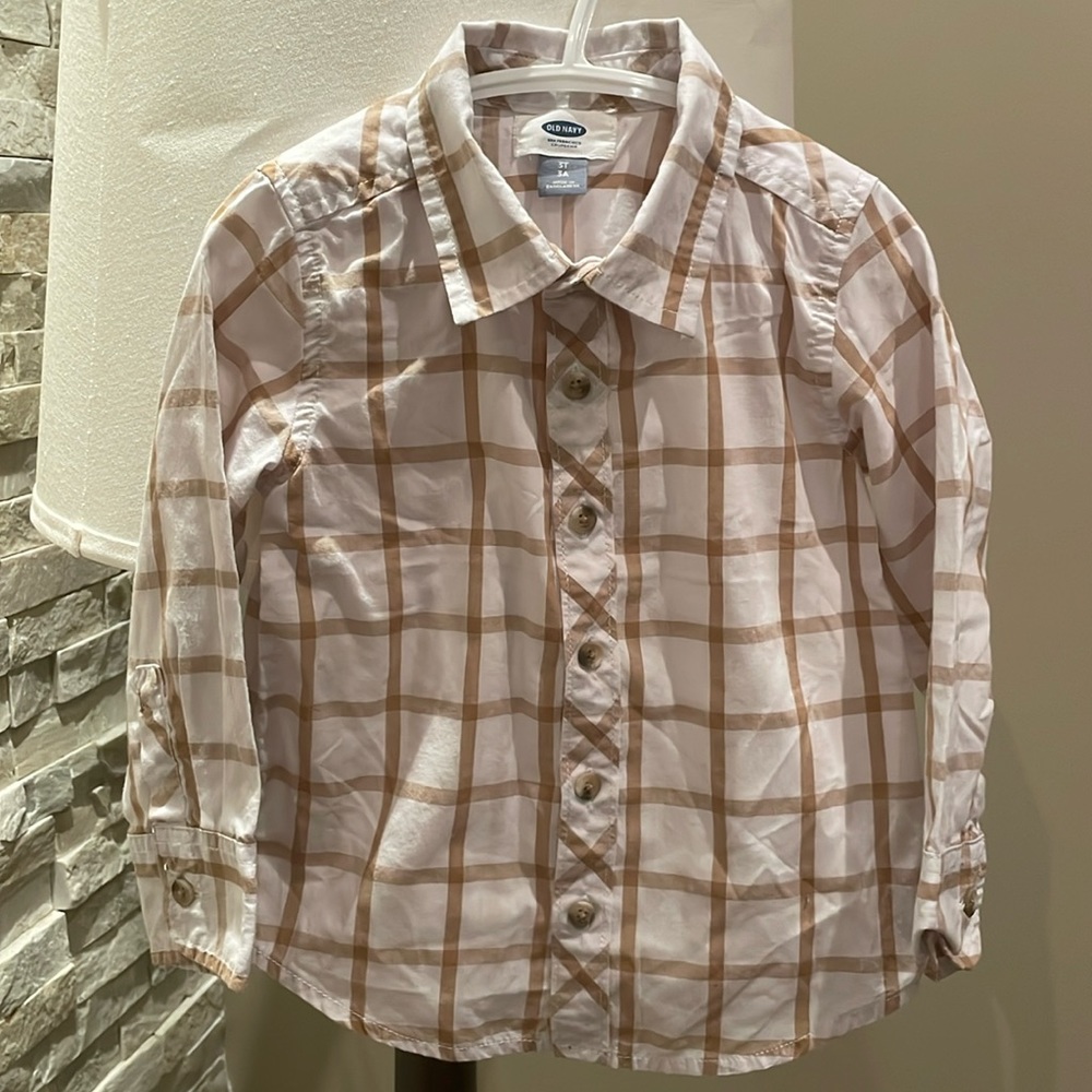 Old Navy button down shirt